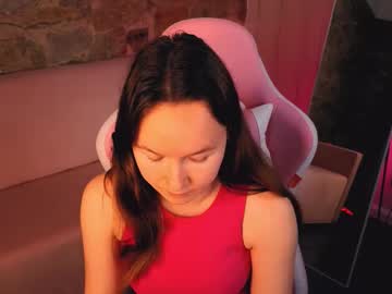 Cuteglory Chaturbate stream image from February 18, 2026