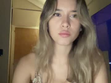 Clooesmith Chaturbate stream image from February 18, 2026
