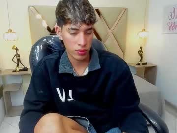 Ferphoenix_ Chaturbate stream image from February 18, 2026