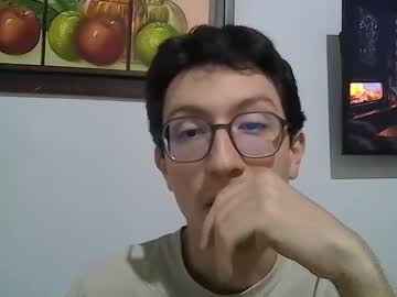 Kevintdx Chaturbate stream image from February 18, 2026