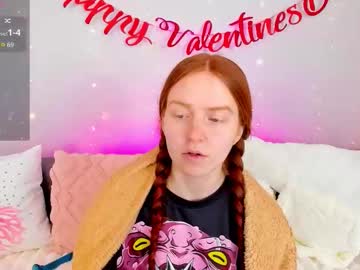 Evarey_ Chaturbate stream image from February 18, 2026