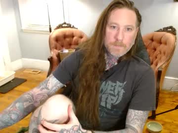 Longhair021 Chaturbate stream image from February 18, 2026
