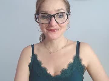Alicialux Chaturbate stream image from February 18, 2026