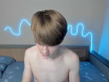 Olvr_Zoolander Chaturbate stream image from February 18, 2026