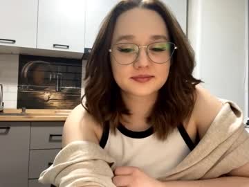 Keeshatenn Chaturbate stream image from February 18, 2026