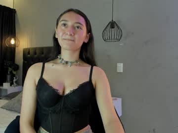 Isabella_Nowa Chaturbate stream image from February 18, 2026