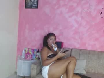 Laura_Gome Chaturbate stream image from February 18, 2026