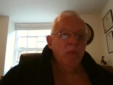 Koksukaron Chaturbate stream image from February 18, 2026