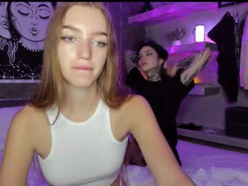 Aaangel_Dust Chaturbate stream image from February 18, 2026