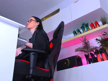 Meganstones Chaturbate stream image from February 18, 2026