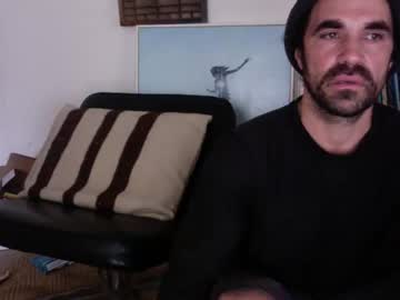 Everynothings Chaturbate stream image from February 18, 2026