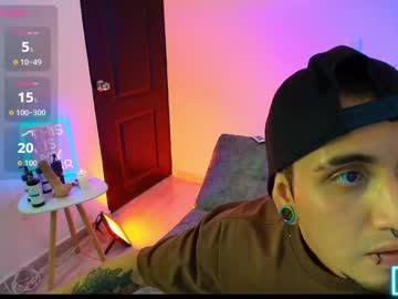 Latinlovers_1 Chaturbate stream image from February 18, 2026