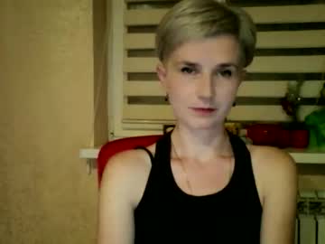 Beautyksenia Chaturbate stream image from February 18, 2026