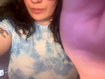 Cheekyshortiee Chaturbate stream image from February 18, 2026