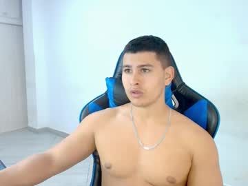 Dantraxx Chaturbate stream image from February 18, 2026