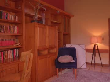 Pretties_Nay Chaturbate stream image from February 18, 2026