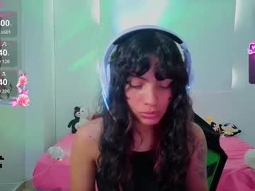 Helia_N_Amy Chaturbate stream image from February 18, 2026