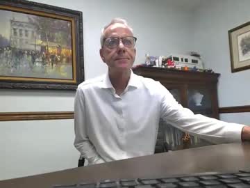 Justadad4u Chaturbate stream image from February 18, 2026