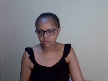 Shery_G Chaturbate stream image from February 18, 2026