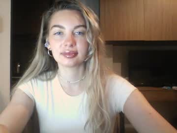 Syrami Chaturbate stream image from February 18, 2026