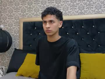 Dark_Sultan Chaturbate stream image from February 18, 2026