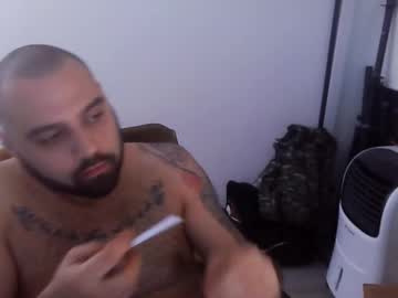 Hardschwan Chaturbate stream image from February 18, 2026