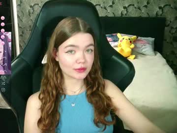 Nicolemeew Chaturbate stream image from February 18, 2026