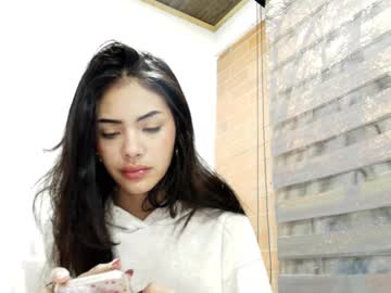 Giovanna_Oliveria Chaturbate stream image from February 18, 2026