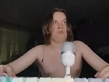 Small2007 Chaturbate stream image from February 19, 2026