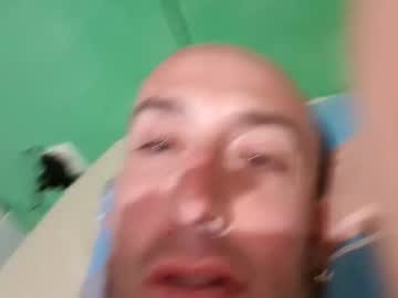 Quentinfollari Chaturbate stream image from February 19, 2026