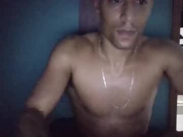 Louloulouu Chaturbate stream image from February 19, 2026