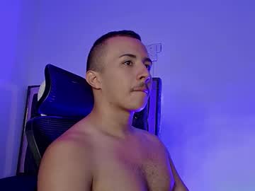 Donathoo Chaturbate stream image from February 19, 2026