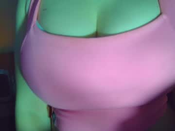 Leysun7777 Chaturbate stream image from February 19, 2026