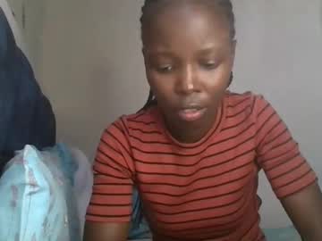 Pretty_Petite_Ebony Chaturbate stream image from February 19, 2026