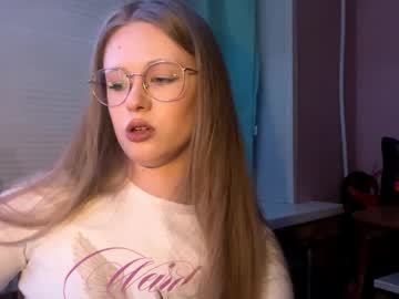 Zofiahoetger Chaturbate stream image from February 19, 2026