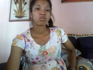 Anniesexy1 Chaturbate stream image from February 19, 2026