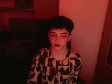 Chloevenommm Chaturbate stream image from February 19, 2026