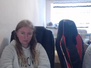 Jenisandpeter Chaturbate stream image from February 19, 2026