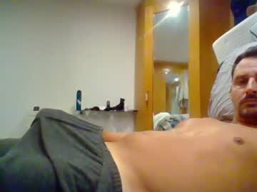 Bearboudior Chaturbate stream image from February 19, 2026