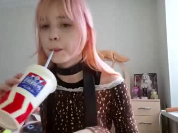Deltamessick Chaturbate stream image from February 19, 2026