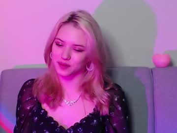 Eva_Foxxxyy Chaturbate stream image from February 19, 2026