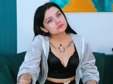 Lunararcana Chaturbate stream image from February 19, 2026