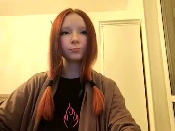 Noemileclerc Chaturbate stream image from February 19, 2026