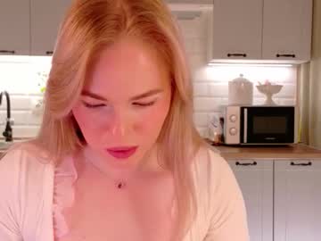 Veronikamitchel Chaturbate stream image from February 19, 2026