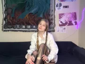 Cassandramur Chaturbate stream image from February 19, 2026