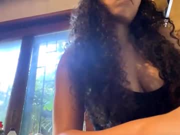 Joanmegna Chaturbate stream image from February 19, 2026
