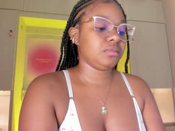 Tamarazaki Chaturbate stream image from February 19, 2026