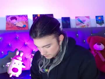 Valentainn Chaturbate stream image from February 19, 2026