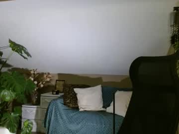 Veilroom Chaturbate stream image from February 19, 2026