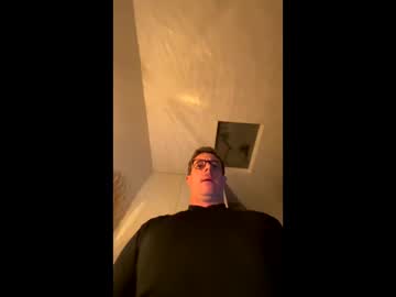 Etalonbreton Chaturbate stream image from February 19, 2026